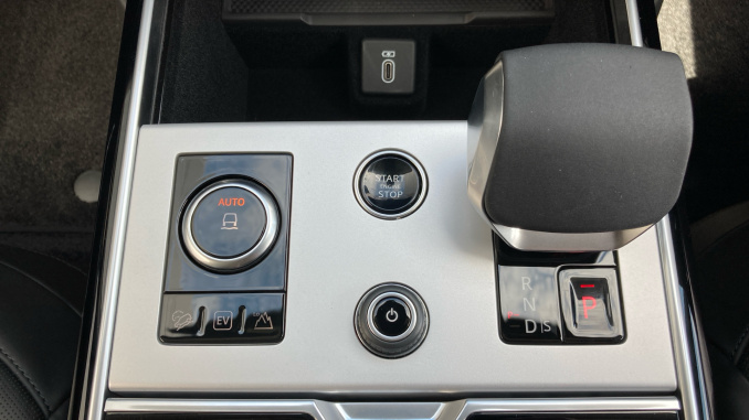 Land Rover Range Rover 3.0 P460e Autobiography 4dr Auto Estate - Image 36